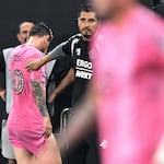 Sale lesionado y temen se pierda el Mundial