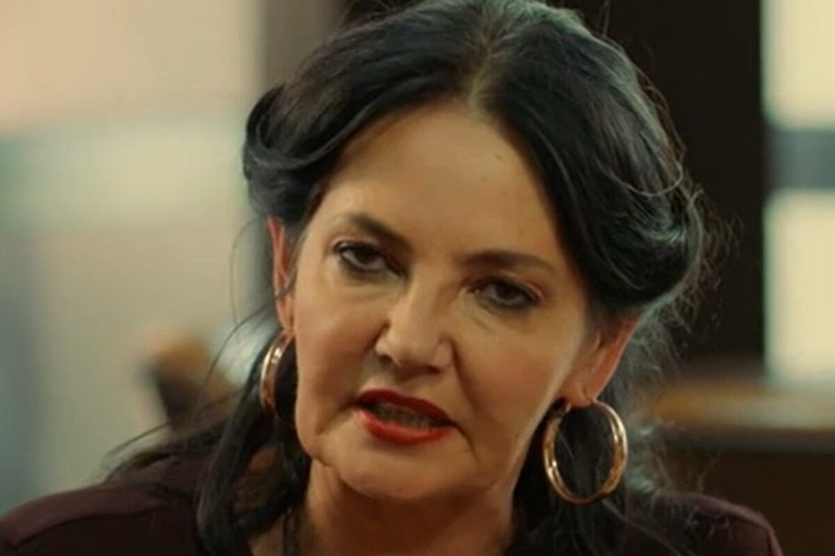 Selma está dispuesta a sacarle dinero a Züleyha (Foto: Tims & B Productions)