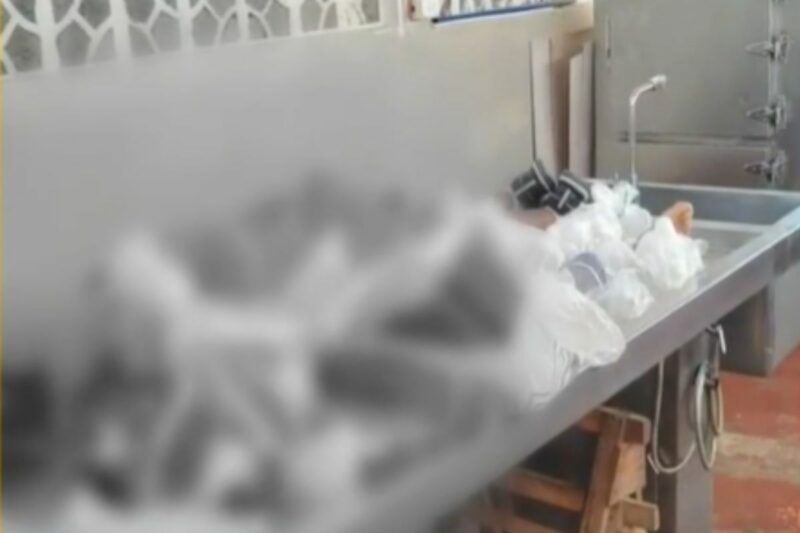 Familiares en Satipo gastaron más de 120 soles en hielo para retrasar la descomposición de restos en la morgue.