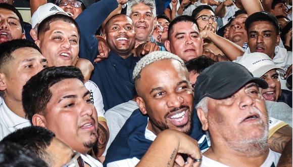 TROME | Jefferson Farfán con el Comando Sur. (Video: Alianza LIma)