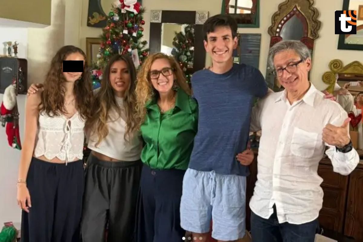 Hijos de Katia Condos y Federico Salazar.