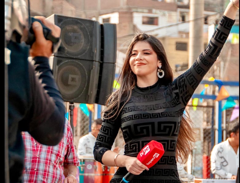 María Grazia regresa con Domingos de Fiesta