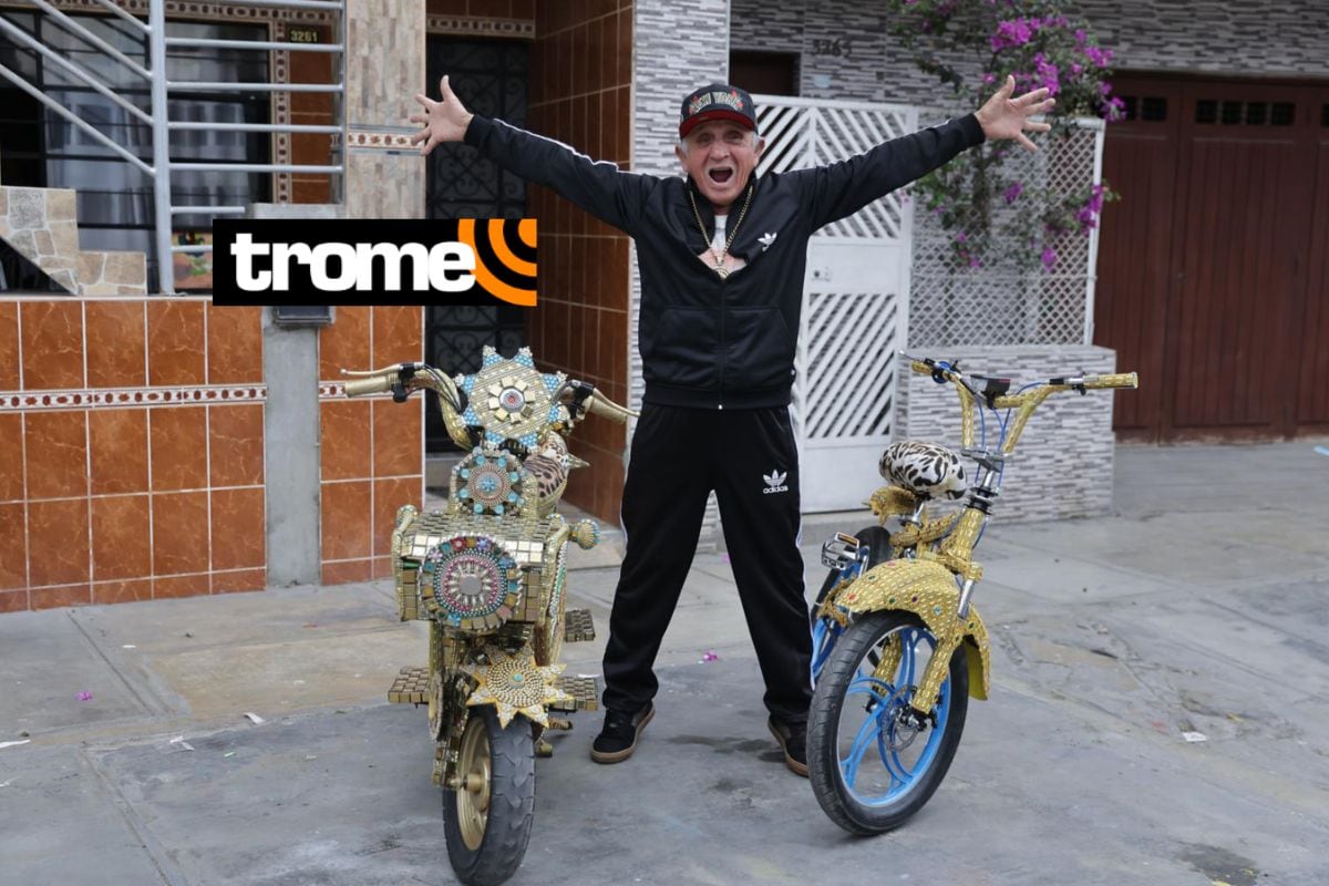 Máximo Mesa acaba de terminar de tunear una bicicleta para recorrer Lima. Foto: HUGO PEREZ/Trome.