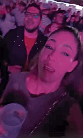 Tilsa Lozano en noche salsera