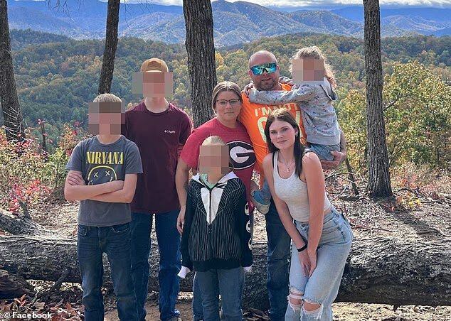 Anna Kepner y su familia antes de la tragedia.