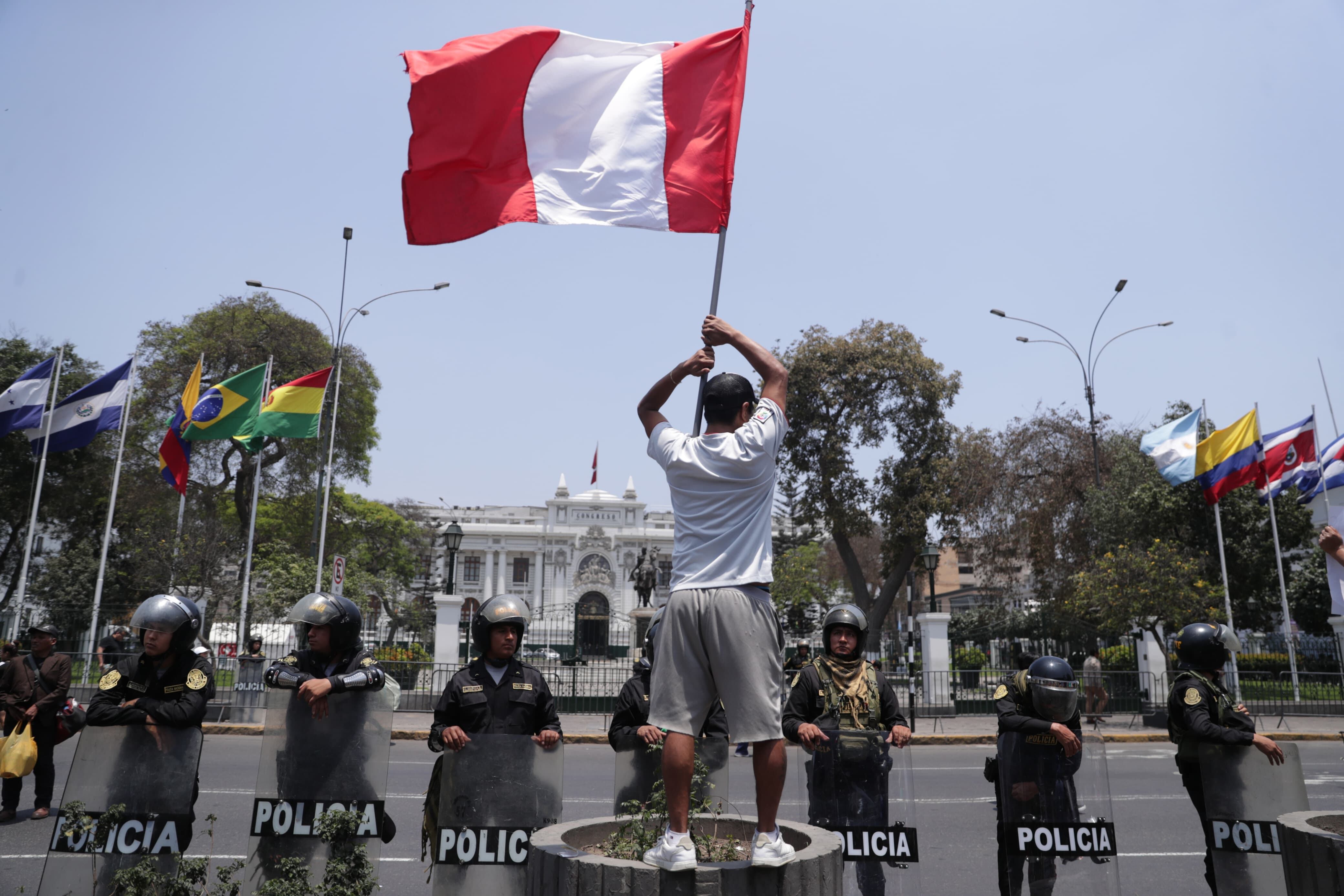 Transportistas convocan a nuevo paro durante el foro APEC. (Foto: Alessandro Currarino / @photo.gec)