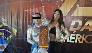 Karen Dejo orgullosa de su hija por premio en concurso de baile