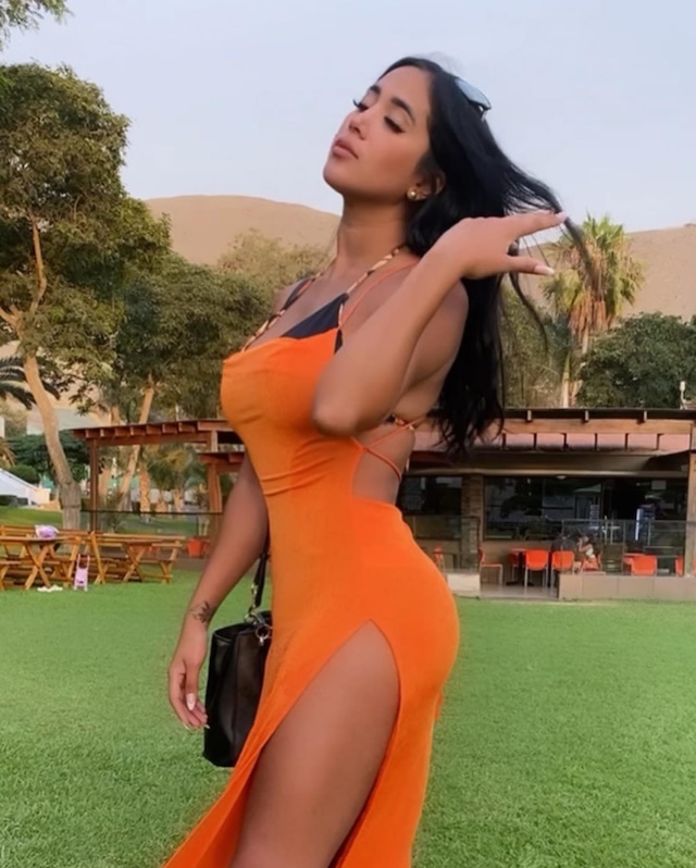 Conoce un poco más de la vida de Melissa Paredes y no te pierdas sus fotos más candentes.