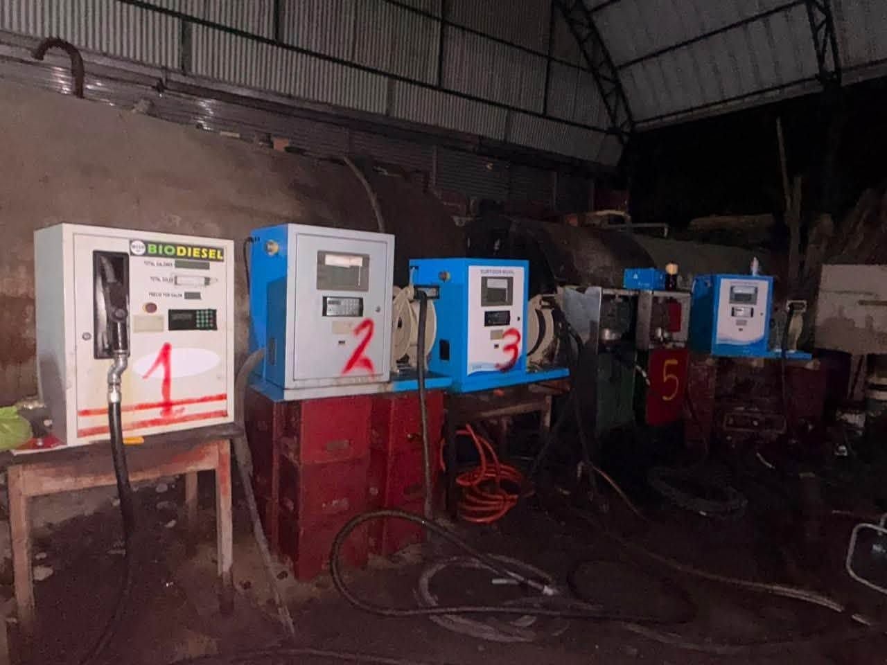 Detienen a policías y a exfiscal por presuntamente integrar red de minería ilegal. Foto: Difusión
