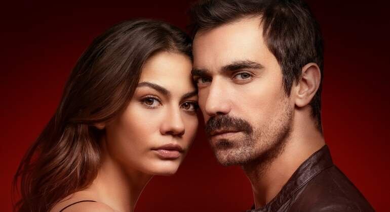 “Mi hogar, mi destino” es una historia de amor protagonizada por Demet Özdemir e İbrahim Çelikkol, dos reconocidos actores turcos (Foto: OMG Pictures)