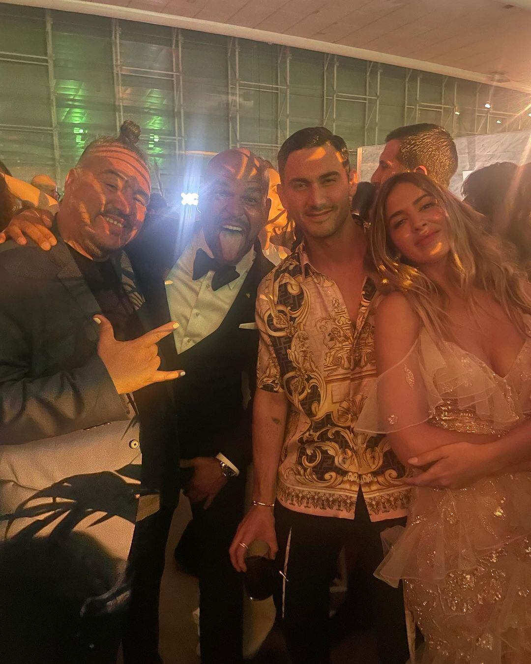 Imagen compartida por el actor a través de sus redes sociales. Aparece junto a Shannon de Lima (Foto: Alejandro Speitzer / Instagram)