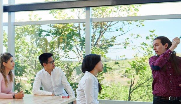 Google invita a desarrollar curso Learn with Google AI (Foto: Google)