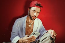 Cantante peruano LOTZO lanza “Acércate”, tema que marca su renacer artístico: “Es un nuevo comienzo”