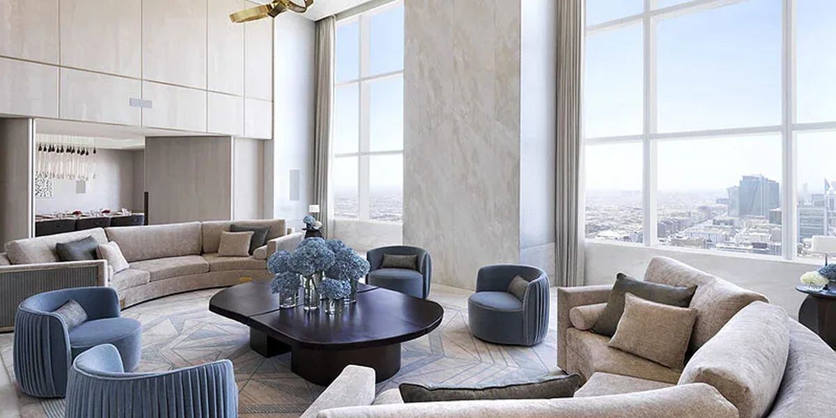 Una de las salas de los pisos que ha alquilado CR7 (Foto: web de Four Seasons Hotel Riyadh at Kingdom Centre)