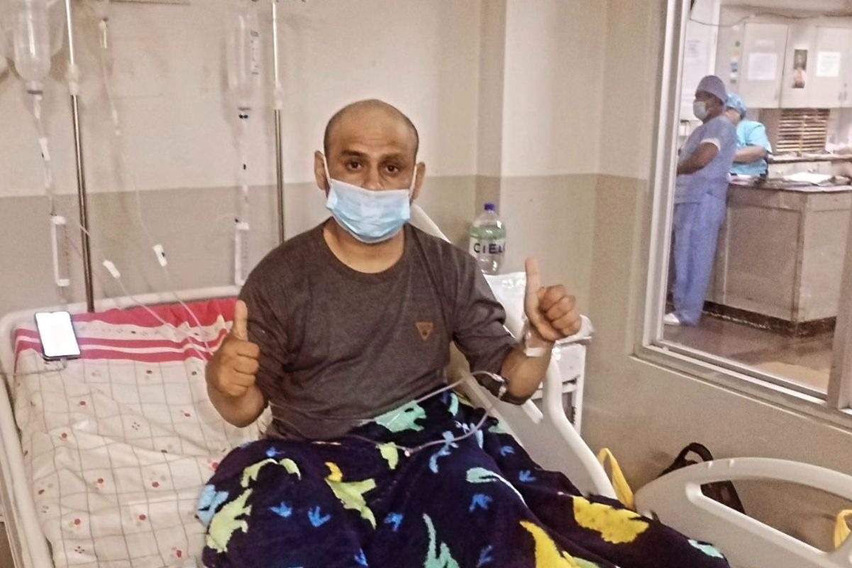 Robotín se encuentra en el hospital Daniel Alcides Carrión debido a una infección severa testicular producida por diabetes,