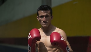 ‘El Cacique’ Ricardo Astuvilca debuta en las cataratas del Niágara, en esperada revancha | VIDEO