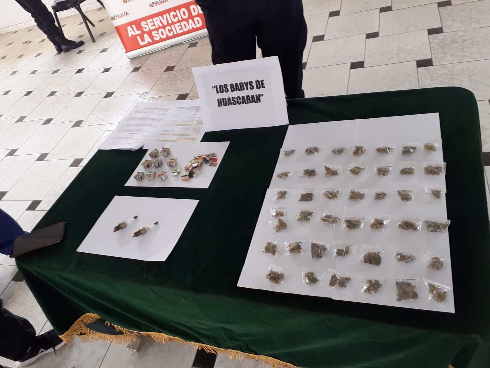 Banda 'Los Bujieros del jirón Italia' usaron modalidad del 'Tsunami' para asaltar a periodista Carla Harada. (foto TROME)