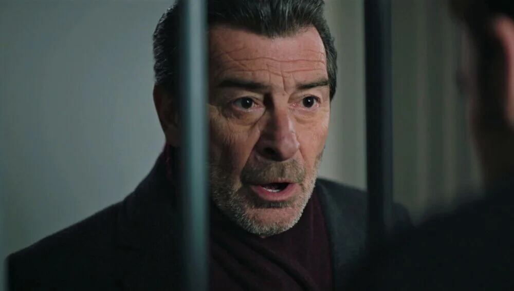 Yekta descubre la verdad sobre la muerte de Zafer en la telenovela turca "Secretos de familia" (Foto: Ay Yapım)