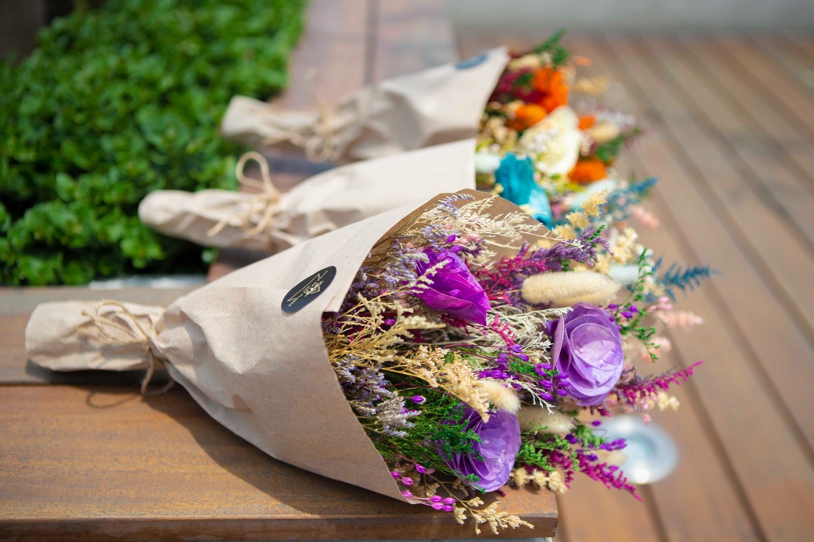 Las flores tienen el beneficio de durar más tiempo y es una buena alternativa para emprender. Foto: Andrés Paredes.