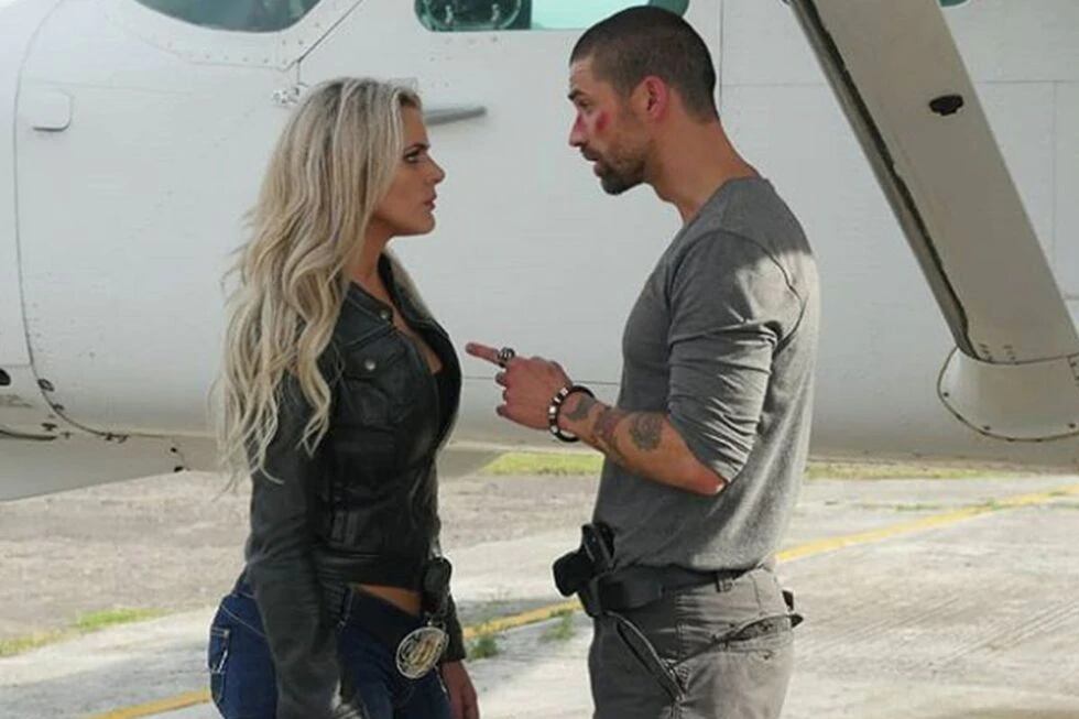 Junto a Rafael Amaya en "El señor de los cielos" (Foto: Telemundo)