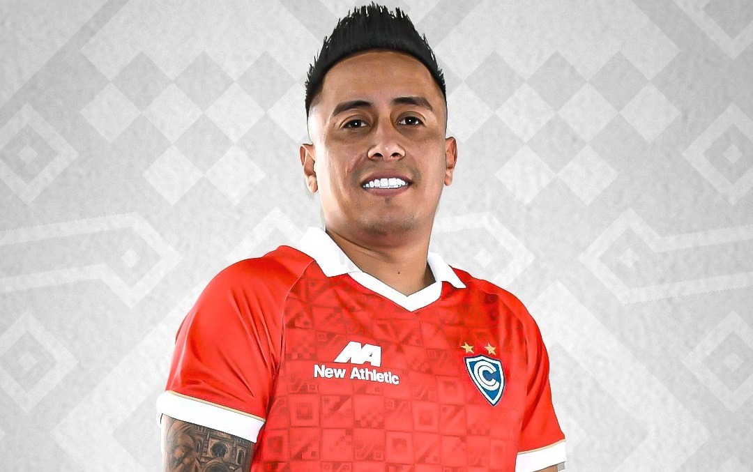 Christian Cueva firmó por el Cienciano del Cusco.