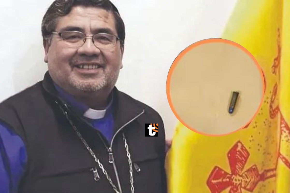 El cura precisó que encontró la bala en el interior de un sobre y en la puerta de su domicilio.