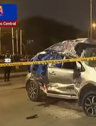 San Juan de Miraflores: Una fallecida y cuatro heridos en choque de auto contra tráiler | VIDEO