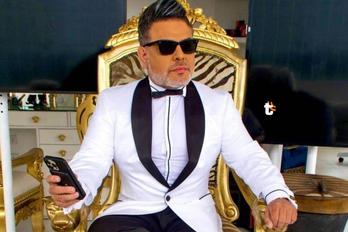 Andrés Hurtado se jacta de su cercanía con personajes poderosos.