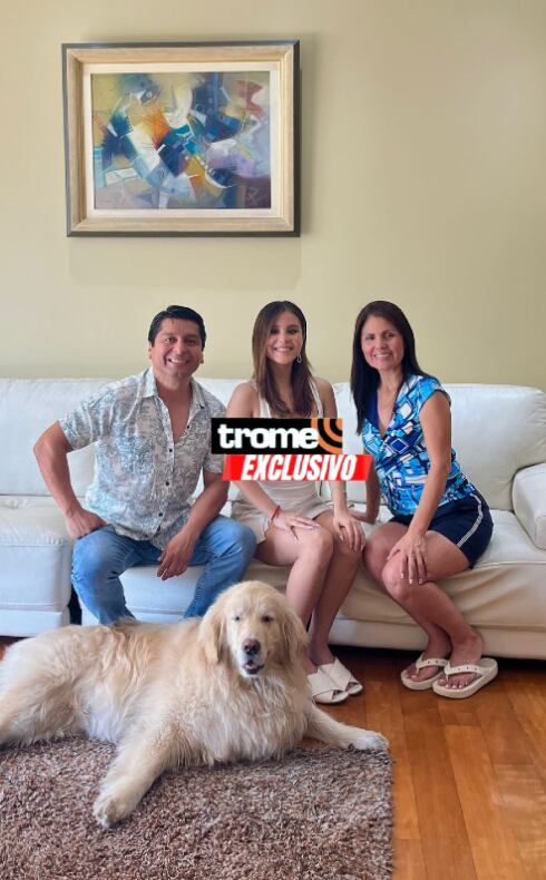 Astryd Vargas junto a sus padres. (Entrevista: Isabel Medina / Trome).