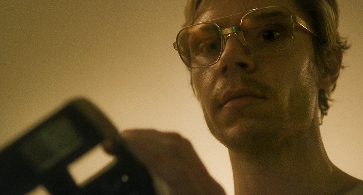 Evan Peters en una escena de "Dahmer". (Foto: Netflix)
