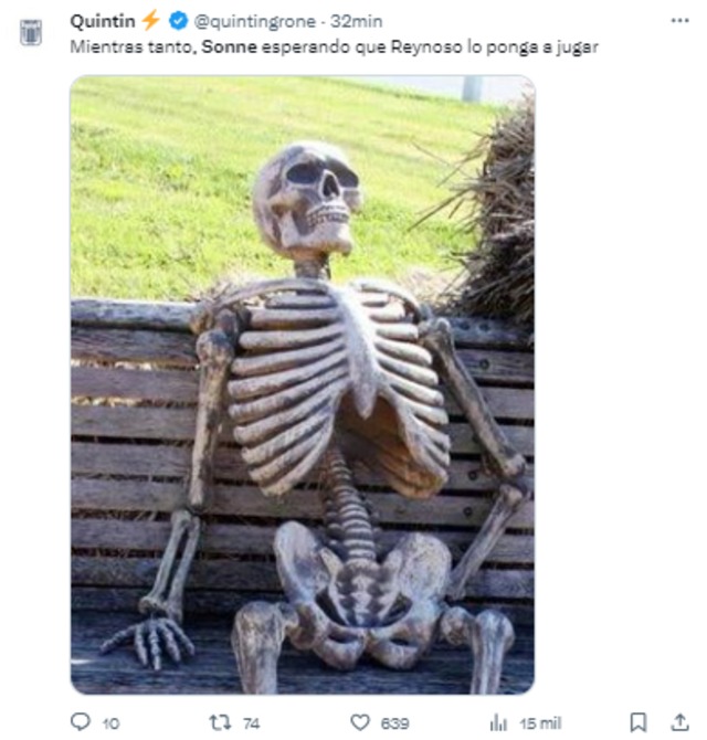 Usuarios de las redes sociales se solidarizan con Oliver Sonne porque no pudo jugar ni un minuto del Perú vs. Venezuela