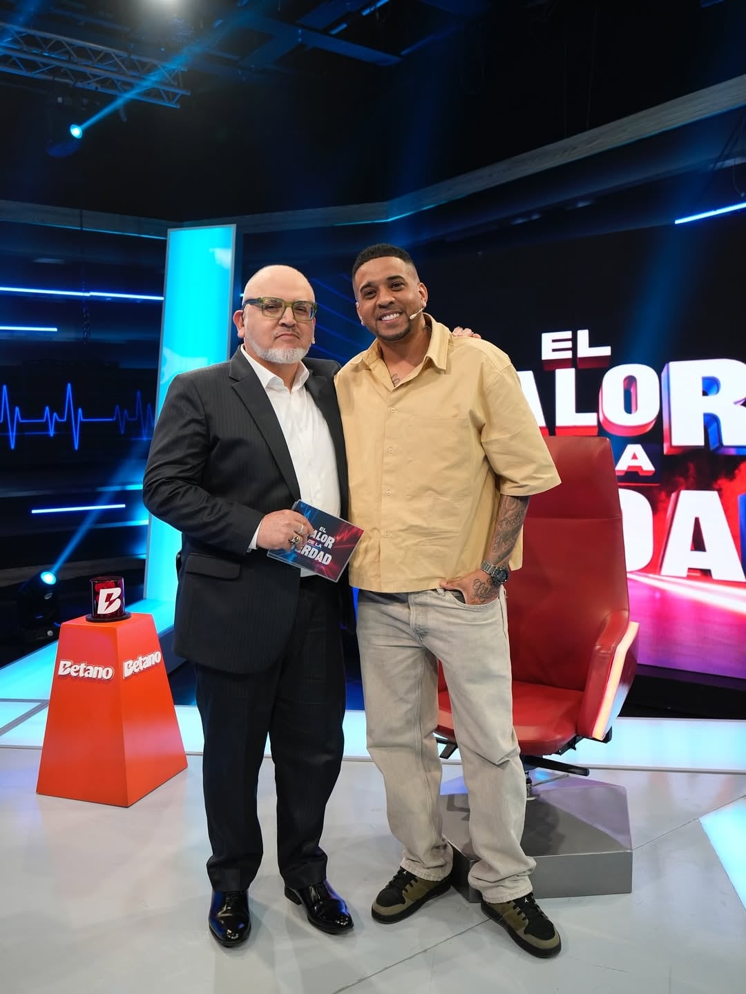 TROME - El primo de Jefferson Farfán llega para contar toda su verdad en el sillón rojo.