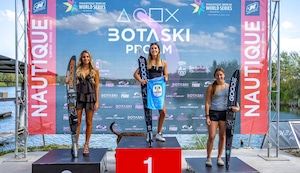 Cristhiana de Osma hace historia en España: campeona junior y nuevo récord peruano Sub-21 en esquí acuático