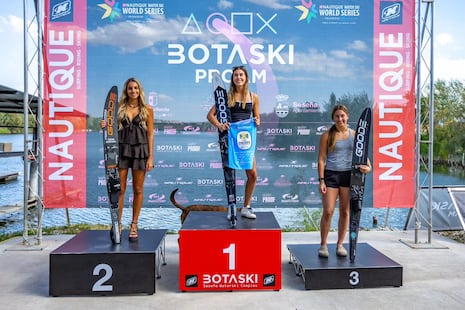 Cristhiana de Osma hace historia en España: campeona junior y nuevo récord peruano Sub-21 en esquí acuáti...