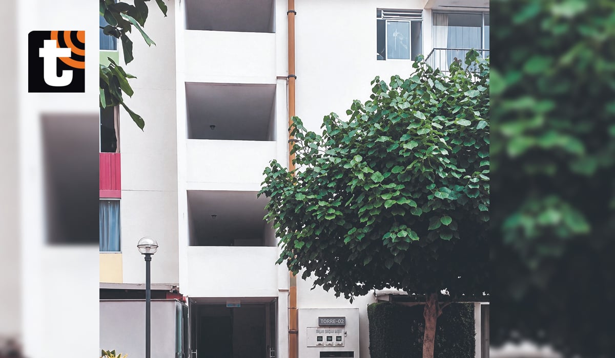 El edificio donde operaban al interior del departamento.