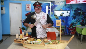 El pirata del cebiche: Roberto Madrid conquista Breña con su barco marino