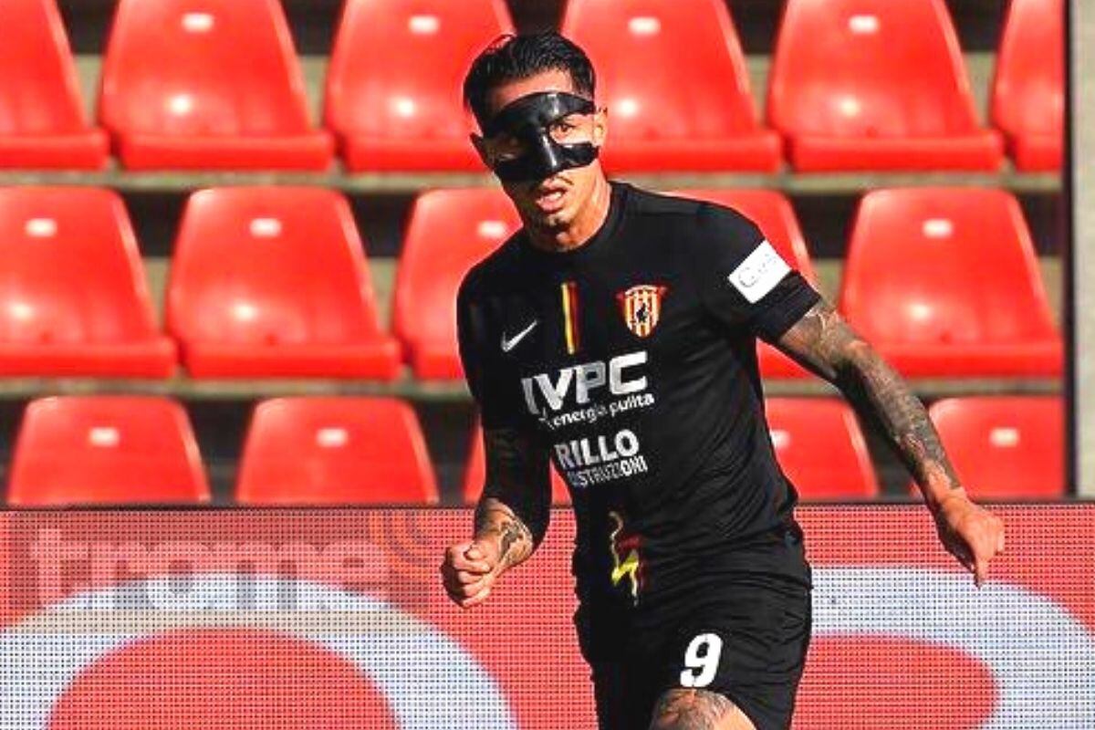 Gianluca Lapadula recibió curiosos cometarios tras regreso con Benevento (Foto: @gianluca_lapadula_offcial)
