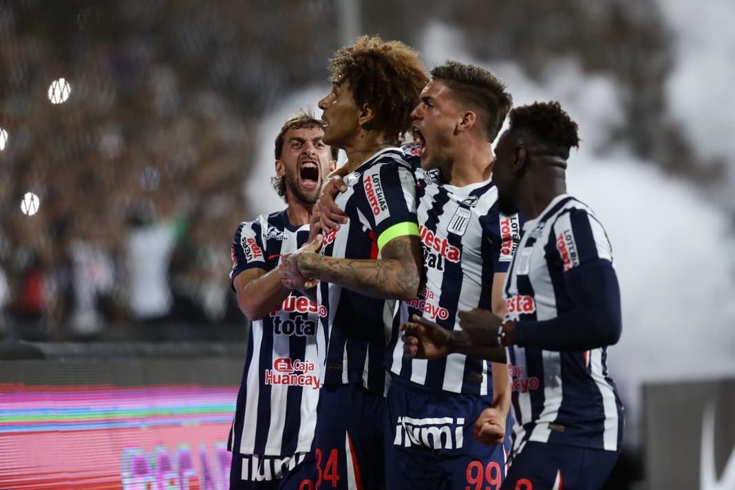Alianza Lima venció a Comerciantes Unidos 2-1 con tantos de Paolo Guerrero y Renzo Garcés. ( Fotos: Jesús Saucedo /@photo.gec)