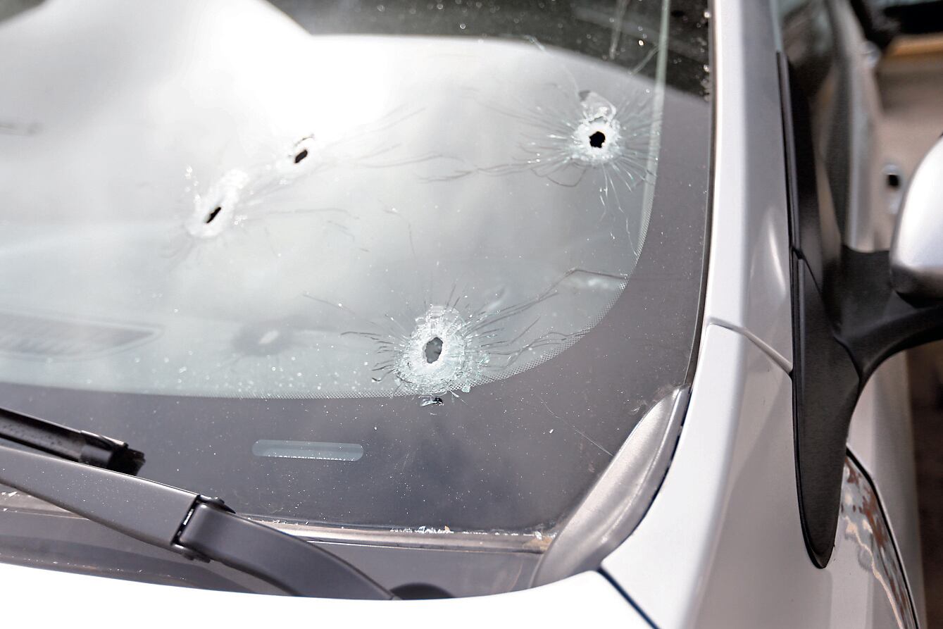 Ventanilla: así quedó auto de taxista