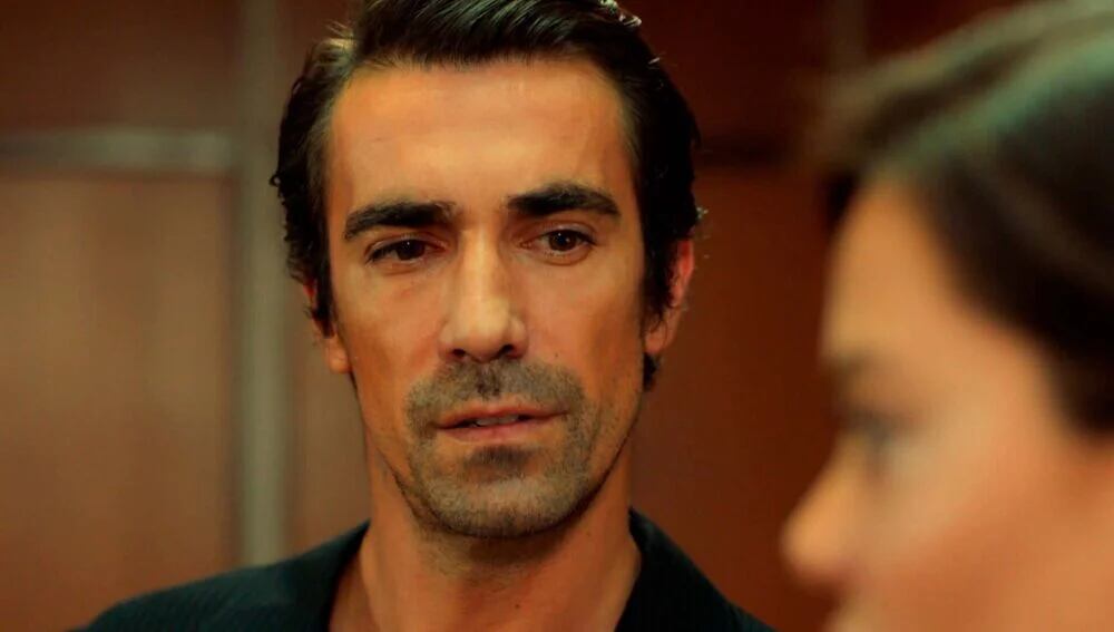 El actor Ibrahim Çelikkol como Hakan Gümüşoğlu en "Tierra Amarga" (Foto: Tims & B Productions)