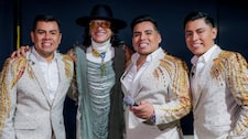 Orquesta Candela graba cumbia ‘Sin testigos’ con Elvis Crespo