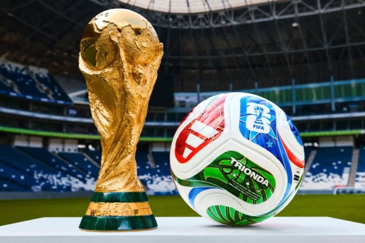 La Fundéu reúne una serie de recomendaciones sobre mayúsculas, gentilicios, nombres oficiales y términos futbolísticos para escribir adecuadamente sobre la Copa Mundial 2026. Foto: Internet.