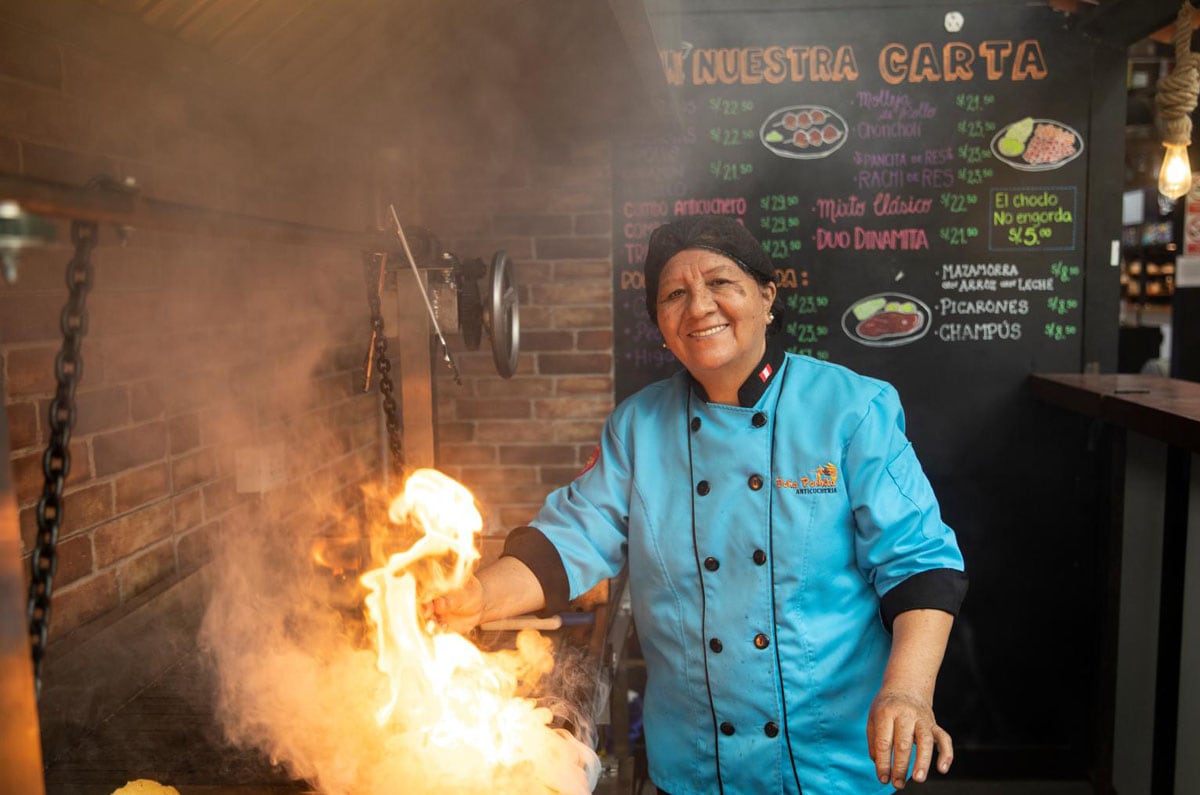 El 'Cholo' Mena también es amante de la comida callejera (Foto: GEC)
