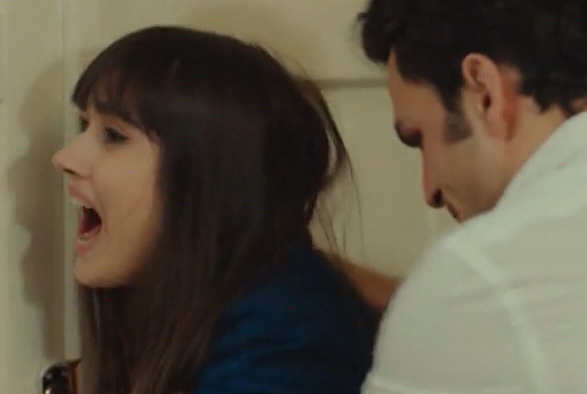 Dündar no permite que Zeynep escape (Foto: Med Yapim)