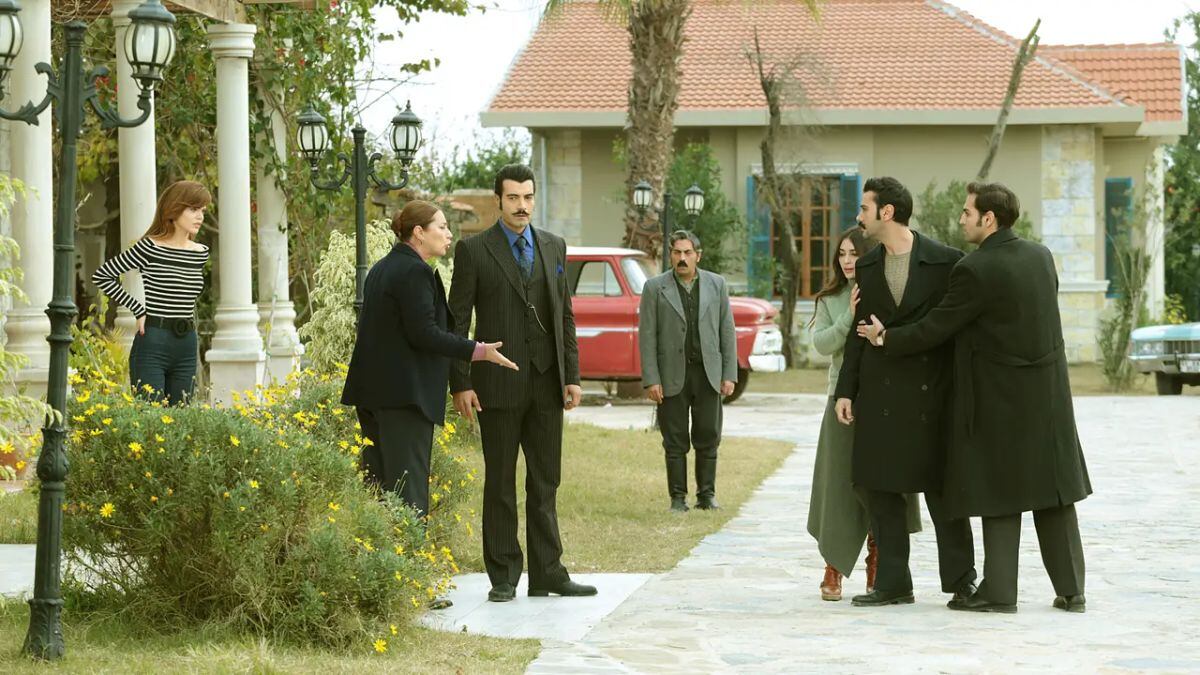 Yilmaz enfrenta a Hünkar en "Tierra amarga" (Foto: Tims & B Productions)