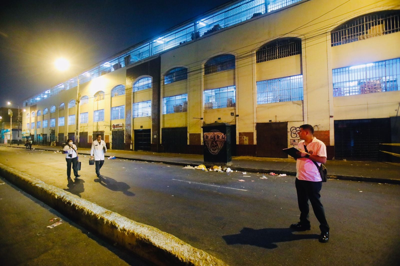 Balean transportistas y pasajeros en la avenida Argentina. Fotos: César.grados@photo.gec