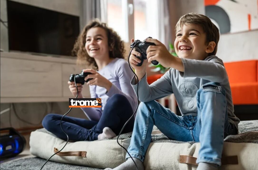 Además de pensar en algo para divertirlos, procure involucrarse en el juego de sus hijos. (Foto: Hiraoka).