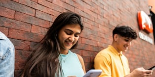 El mundo digital entra a nuestro idioma. Foto: Istock