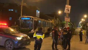 Villa El Salvador: Extorsionadores acribillan a chofer de bus de cuatro balazos | VIDEO