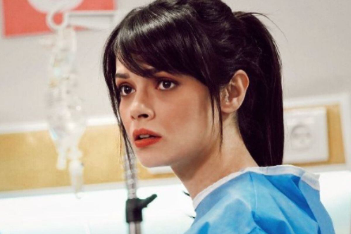 Sinem Ünsal es la actriz que interpreta a Nazli en la telenovela "Doctor Milagro"(Foto: Fox Turquía)